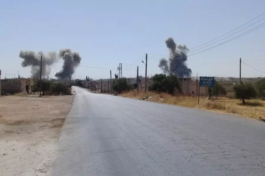 قصف جوي وصاروخي متواصل على بلدات ريف إدلب