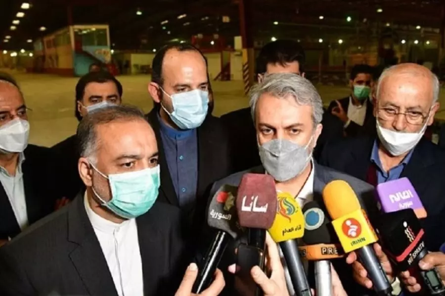 "عينها على المصانع المدمرة" .. إيران توقع 4 اتفاقات تعاون صناعي مع نظام الأسد