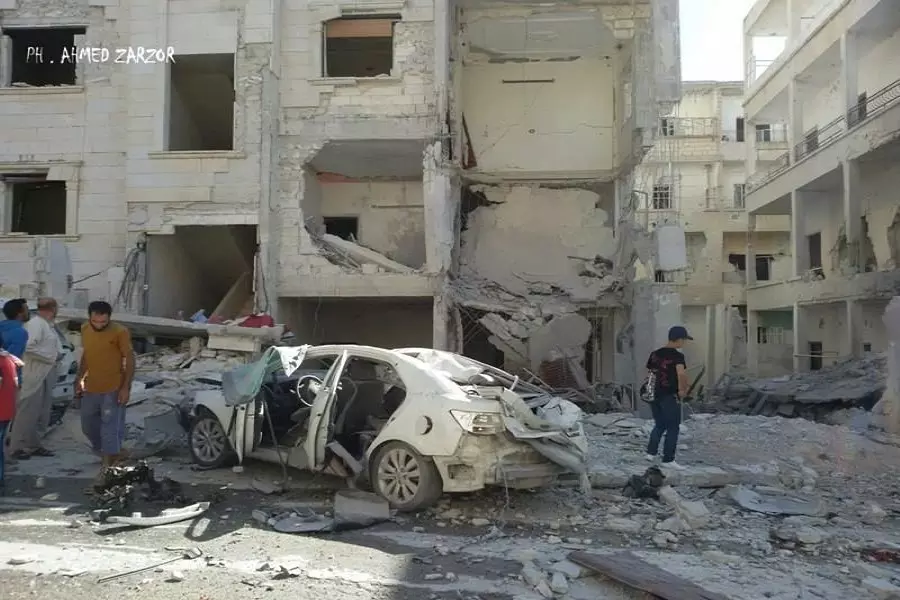 شهداء وجرحى بقصف جوي استهدف مدينة إدلب صباحاً