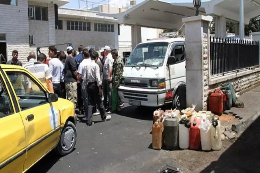 ابتداءً من اليوم .. نظام الأسد يقرر زيادة سعر مادة "البنزين" في مناطق سيطرته