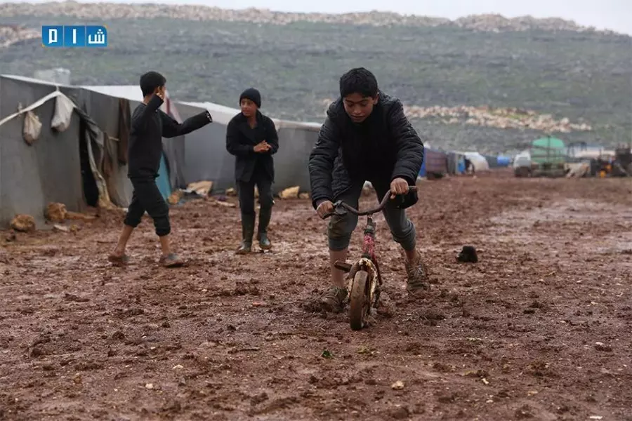 الأمم المتحدة: 40 ألف مدني تضررت مخيماتهم بفعل السيول والأوحال شمال غرب سوريا