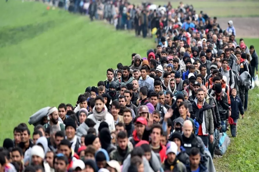 صحيفة بيلد: ألمانيا لم تتعامل مع آلاف البلاغات حول احتمال وجود مجرمي حرب بين اللاجئين