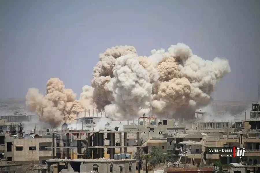 قوات الأسد تقصف درعا البلد بصواريخ الفيل للمرة الأولى منذ اتفاق وقف إطلاق النار