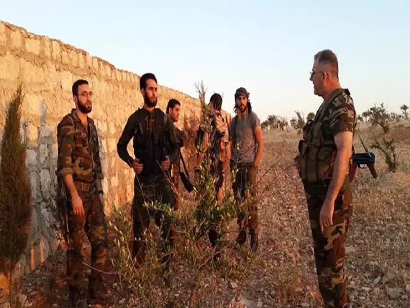 العكيدي يؤكد دخول 200مقاتل من الثوار إلى عين العرب(كوباني)