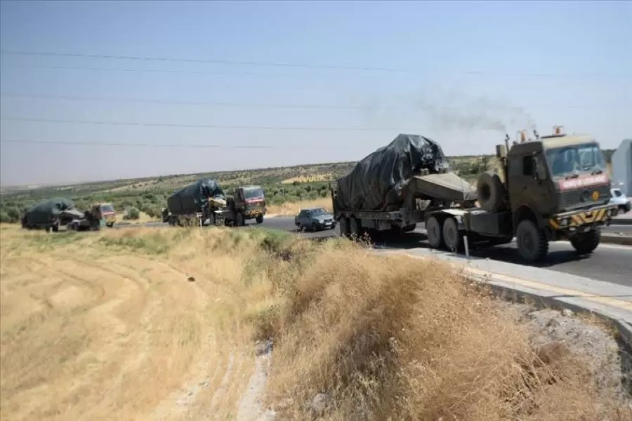 الجيش التركي يرسل دفعة جديدة من التعزيزات العسكرية إلى الحدود السورية