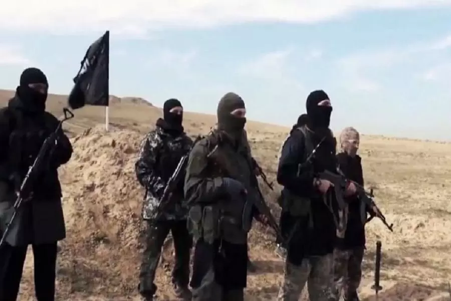 داعش يباغت "قسد" بهجومين في الباغوز بدير الزور