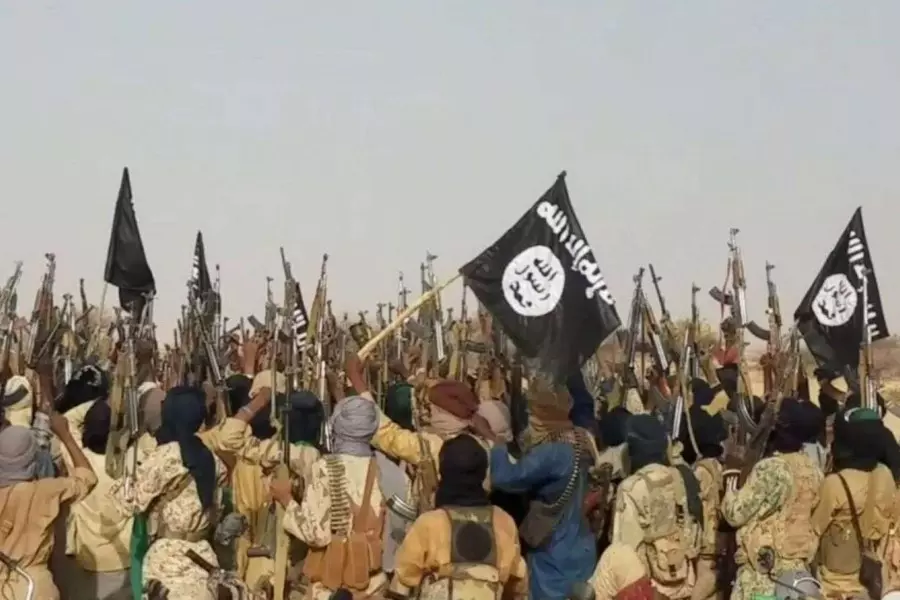 مسؤولون وخبراء غربيون يحذرون :: داعش يملك احتياطات مالية كبيرة تمكن عودته