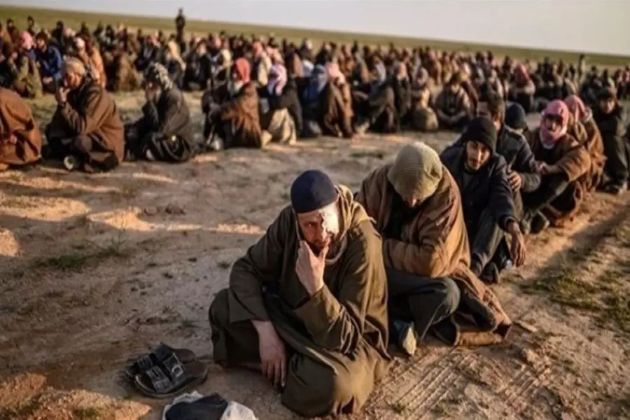 "قسد" تعلن اعتقال 42 عنصراً من داعش ومصادرة أسلحة بحملتها شرقي دير الزور