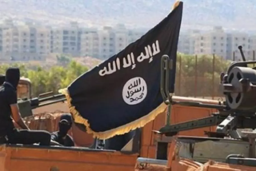العراق يطالب بإستعادة ترسانة داعش.. والأسد و"قسد" يماطلون