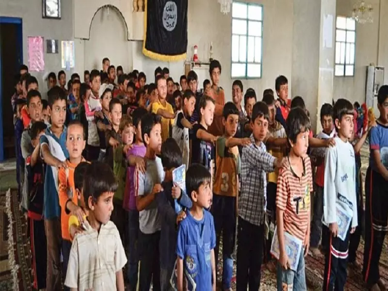 تنظيم الدولة يعلن عن انطلاق المدارس في الرقة يوم غدٍ