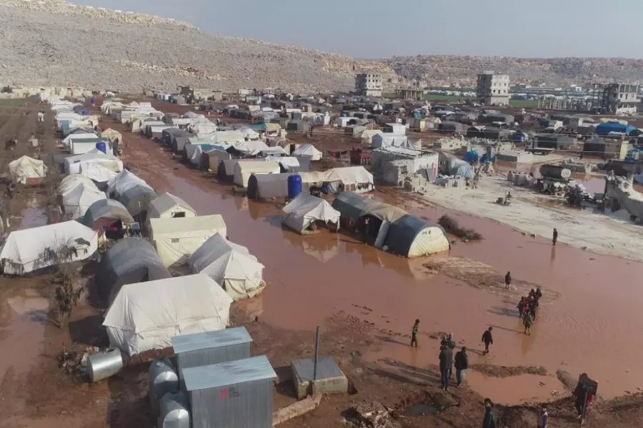 مفارقات الإنقاذ واستغلال معاناة المهجرين شمال سوريا