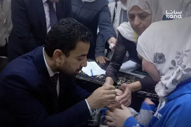 وزير الصحة يطلق حملة تعزيز اللقاح الروتيني من ريف دمشق
