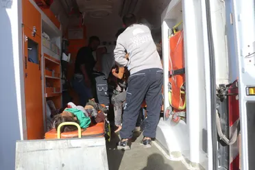 مقتل شابين وإصابة خمسة أطفال بانفجارين لمخلفات الحرب في ريف حلب