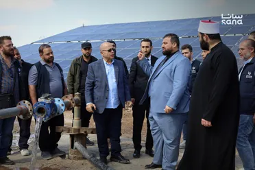 محافظ السويداء: القوافل مستمرة والرواتب تُصرف رغم التحديات