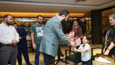 الشرع يلتقي عائلات سورية في بيليم على هامش قمة المناخ