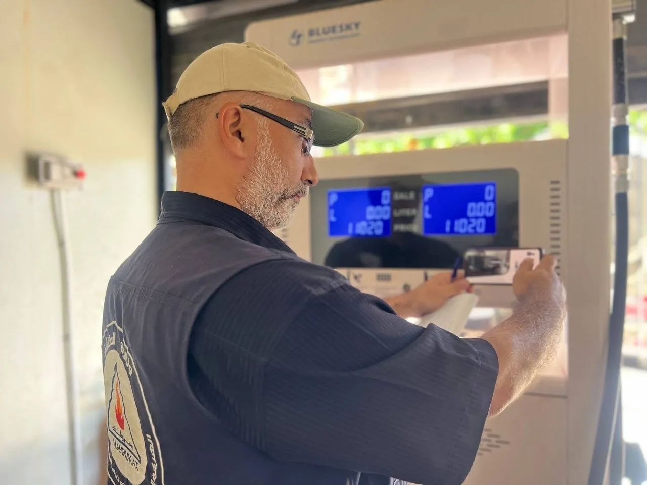 وزارة الطاقة تحدد أسعار المشتقات النفطية بالدولار وسط تخفيضات نسبية