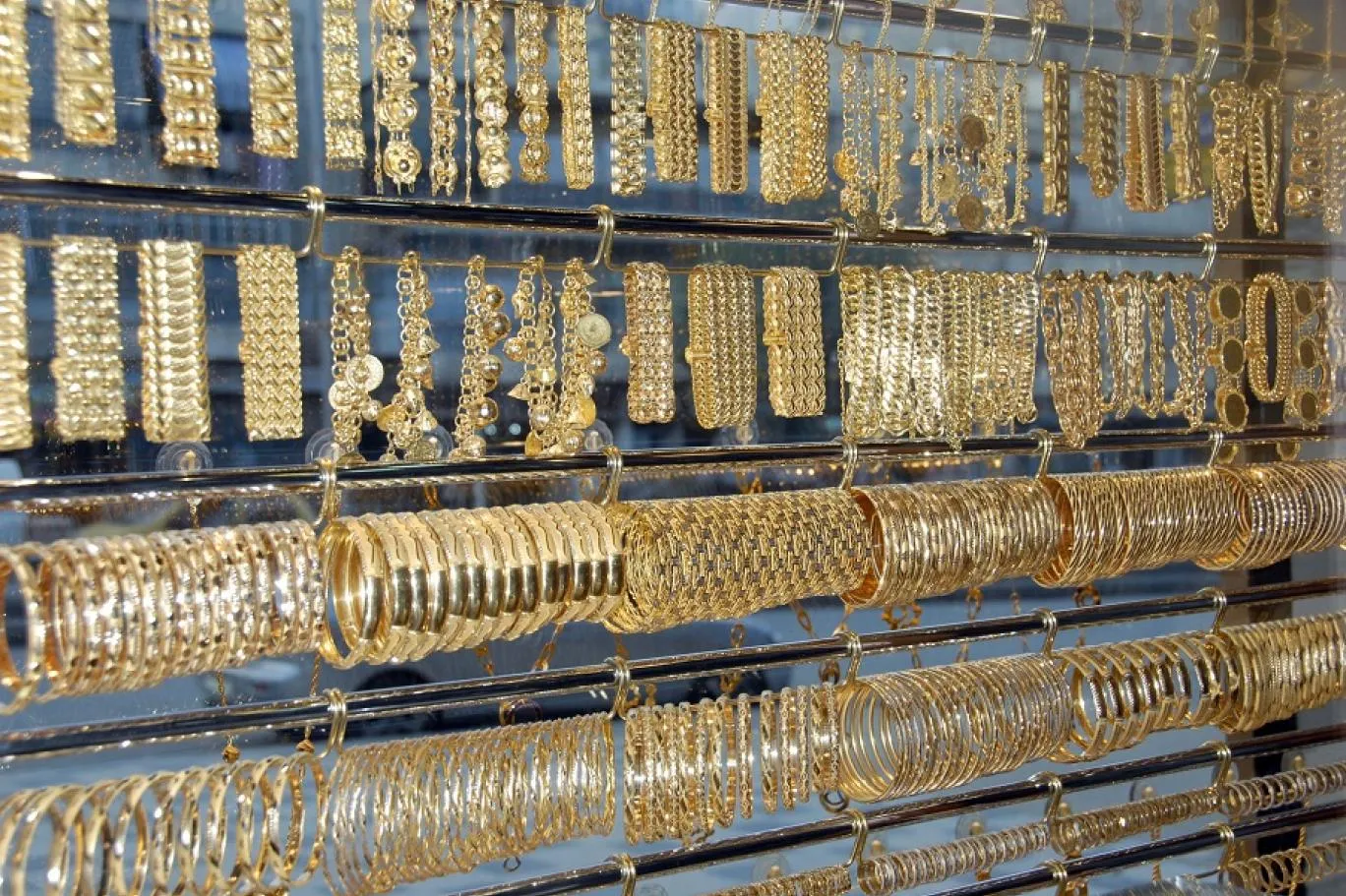 ارتفاع جديد في أسعار الذهب بالسوق السورية وسط تقلبات الدولار