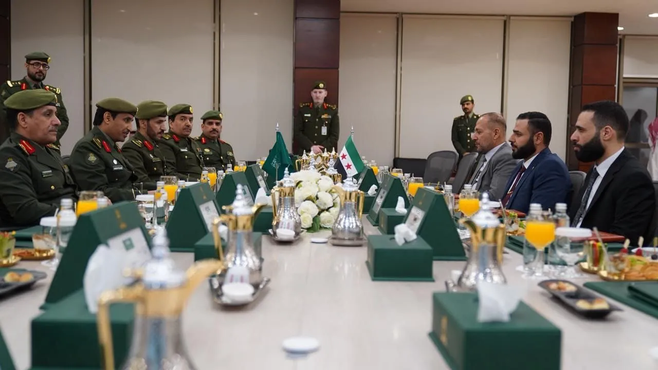 وفد من إدارة الهجرة والجوازات السورية يزور السعودية لتعزيز التعاون وتبادل الخبرات