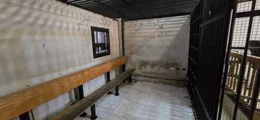 من محاكم الخوف إلى قاعة العلن: مفارقة العدالة بين عهد الأسد واليوم