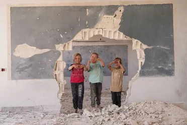 الشَّبكة السورية لحقوق الإنسان تصدر تقريرها السنوي الرابع عشر بمناسبة اليوم العالمي للطفل