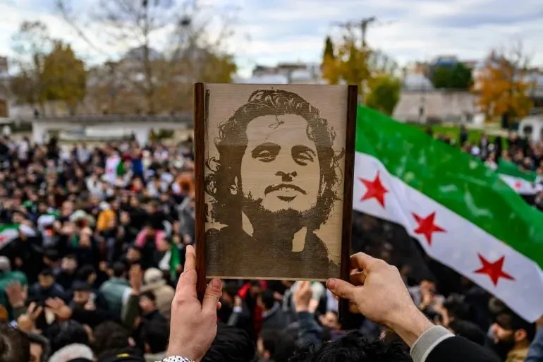 غضب واسع على مواقع التواصل بعد انتشار فيديو يسيء للشهيد عبد الباسط الساروت