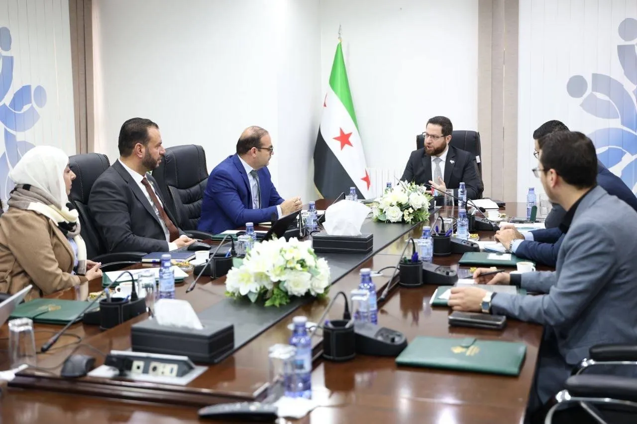 وزارة التنمية الإدارية تطلق 40 منحة دراسية مجانية للعاملين في القطاع الحكومي