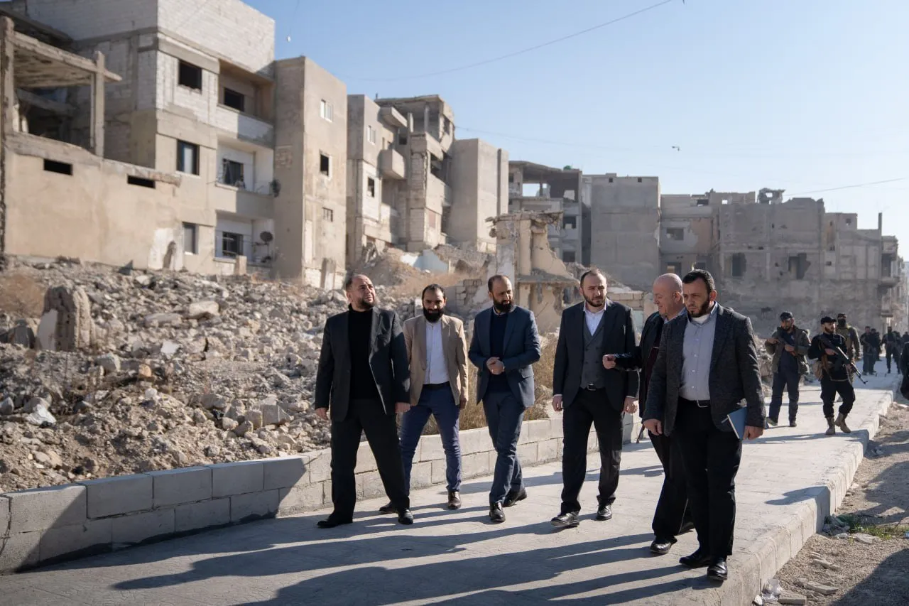 مشروع تدوير أنقاض حمص.. خطوة أساسية نحو إعادة الإعمار