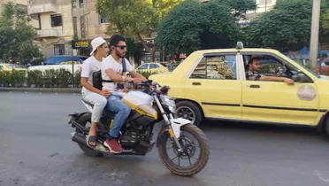 الدراجات النارية في سوريا: وسيلة شائعة بين الفائدة والخطر