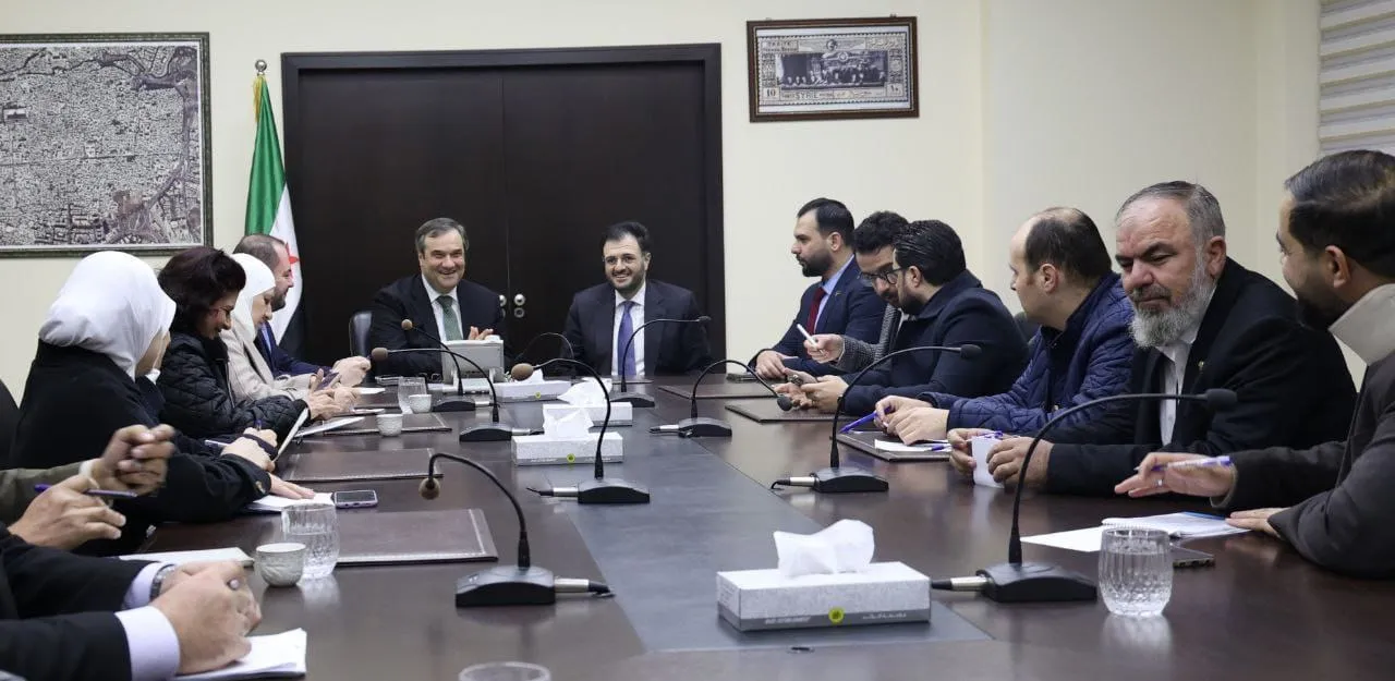 اجتماع حكومي يحدد خطوات تعزيز الأمن السيبراني المصرفي في سوريا