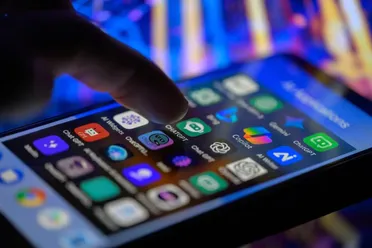 تكنولوجيا | دراسة لغوغل: دقة روبوتات الدردشة المعتمدة على الذكاء الاصطناعي تقارب 70%