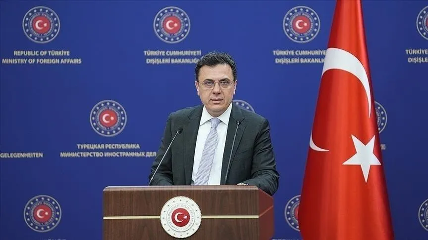 تركيا ترحّب بإلغاء “قانون قيصر” وتعتبره خطوة لتعزيز الاستقرار وإعادة الإعمار في سوريا