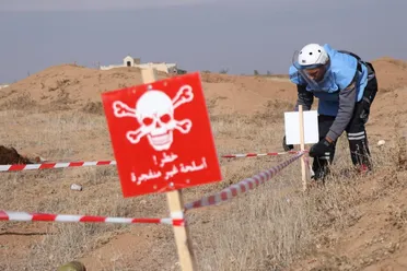 مقتل فتاة ترعى الأغنام بانفجار لغم من مخلفات الحرب في ريف درعا