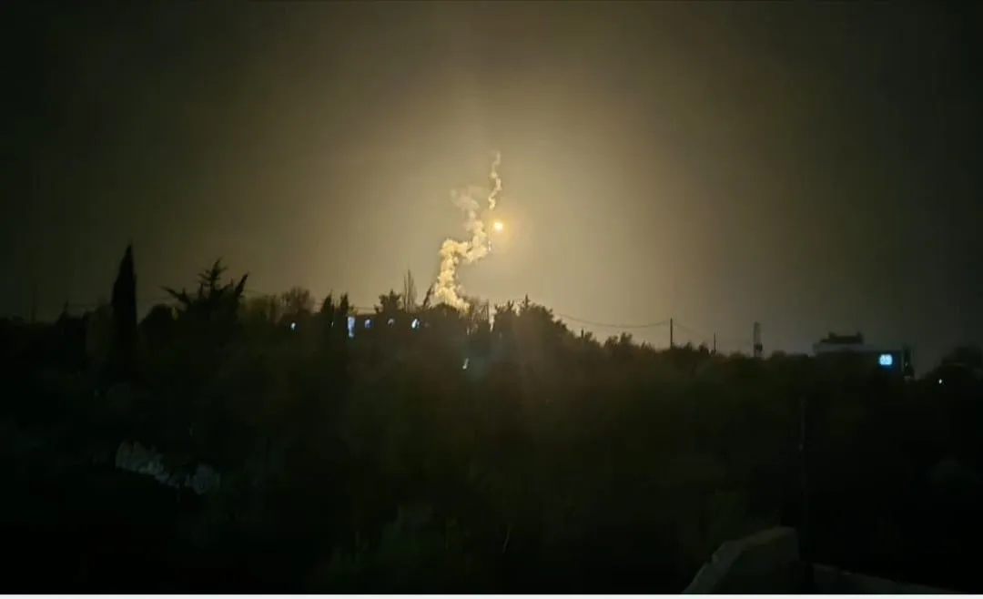 قوات الاحتلال الإسرائيلي تعتقل شابين وتتوغّل في قرى بريف القنيطرة