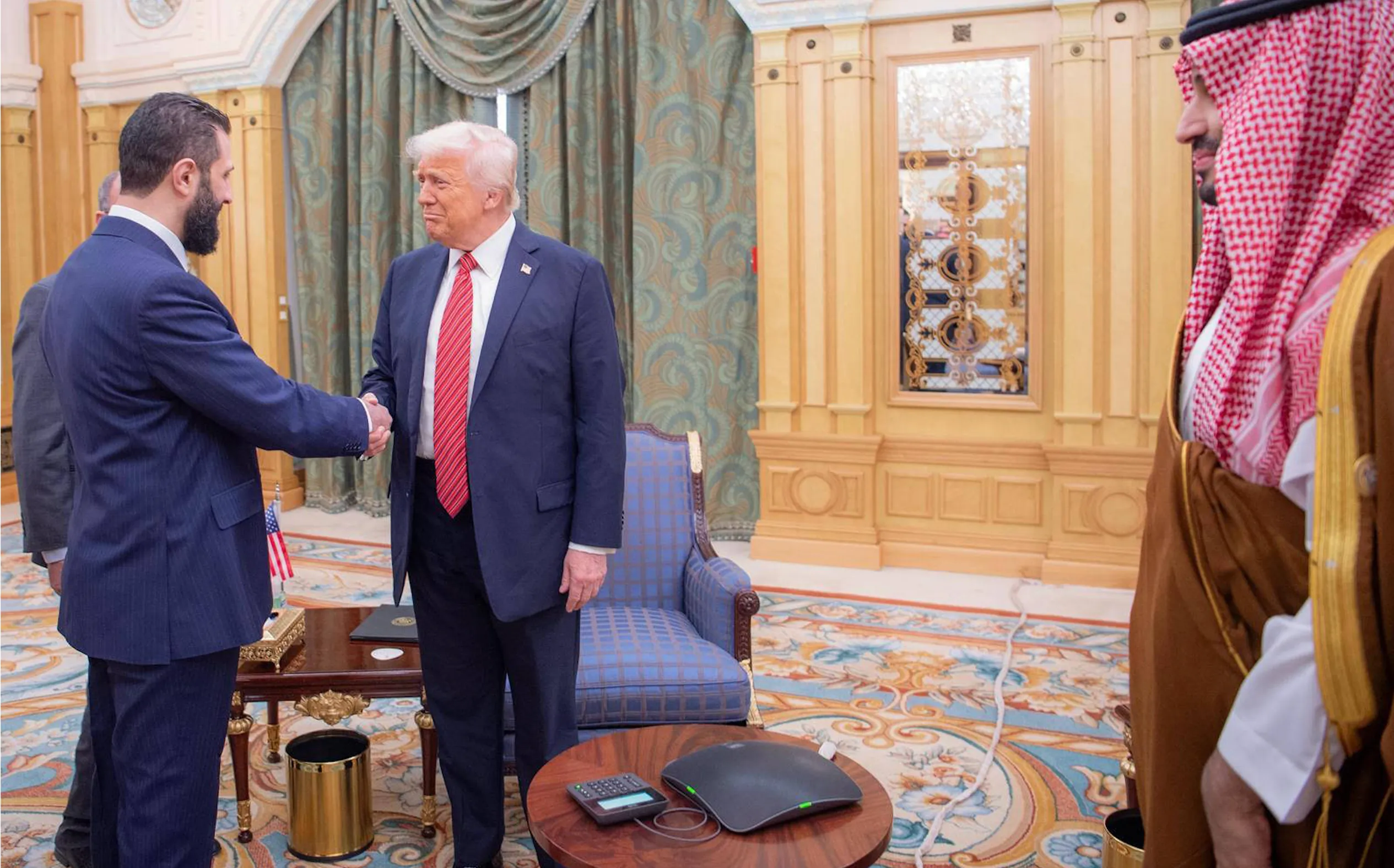 الخزانة والتجارة الأميركيتان تعلنان إنهاء العقوبات الشاملة على سوريا وتوسيع إعفاءات التجارة والتصدير