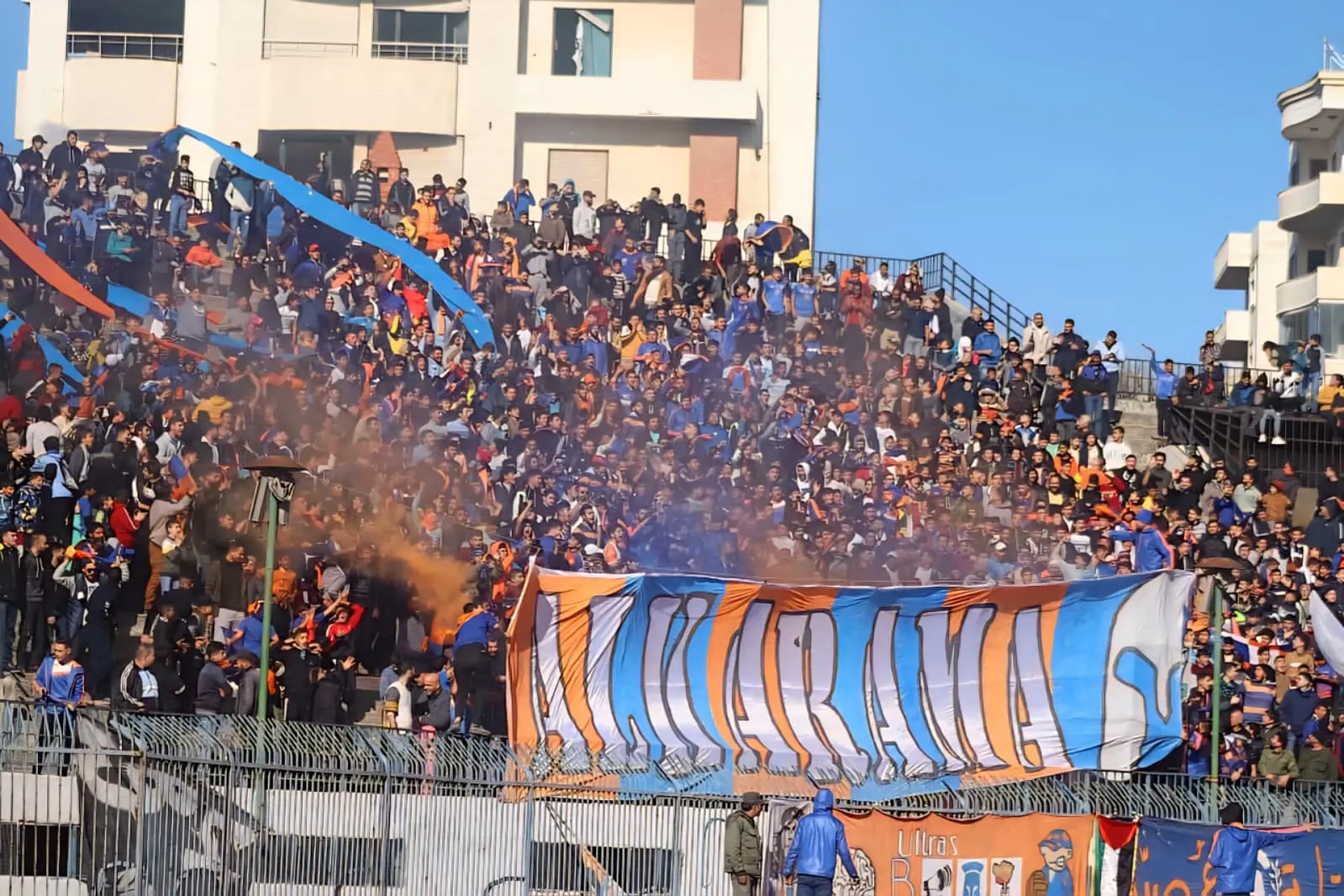 تفاعل جماهيري ورسمي واسع عقب فرض غرامة على نادي الكرامة