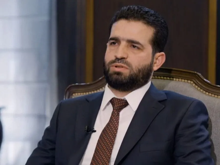 وزير الداخلية: استهداف دور العبادة يعد عملاً دنيئاً وجباناً