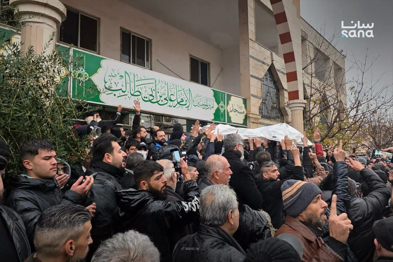 حمص تشيّع ضحايا تفجير وادي الذهب والأهالي يؤكدون وحدة السوريين في مواجهة الإرهاب