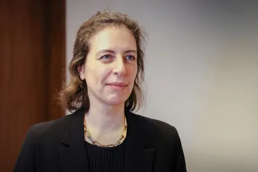 المملكة المتحدة تدين الهجوم الإرهابي على مسجد في حمص