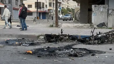 القائم بأعمال السفارة الألمانية بدمشق يدين هجمات فلول الأسد ويشدّد على احترام السلمية