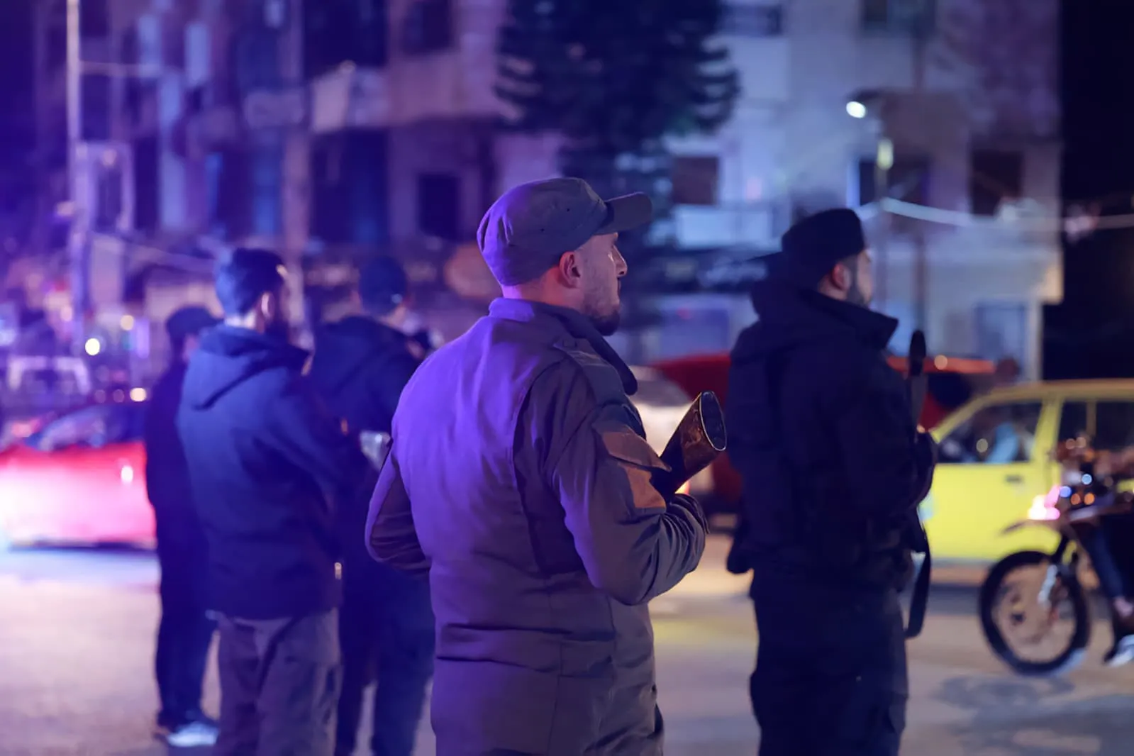 الأمن الداخلي يُعلن حظر تجوال مؤقت في مدينة اللاذقية