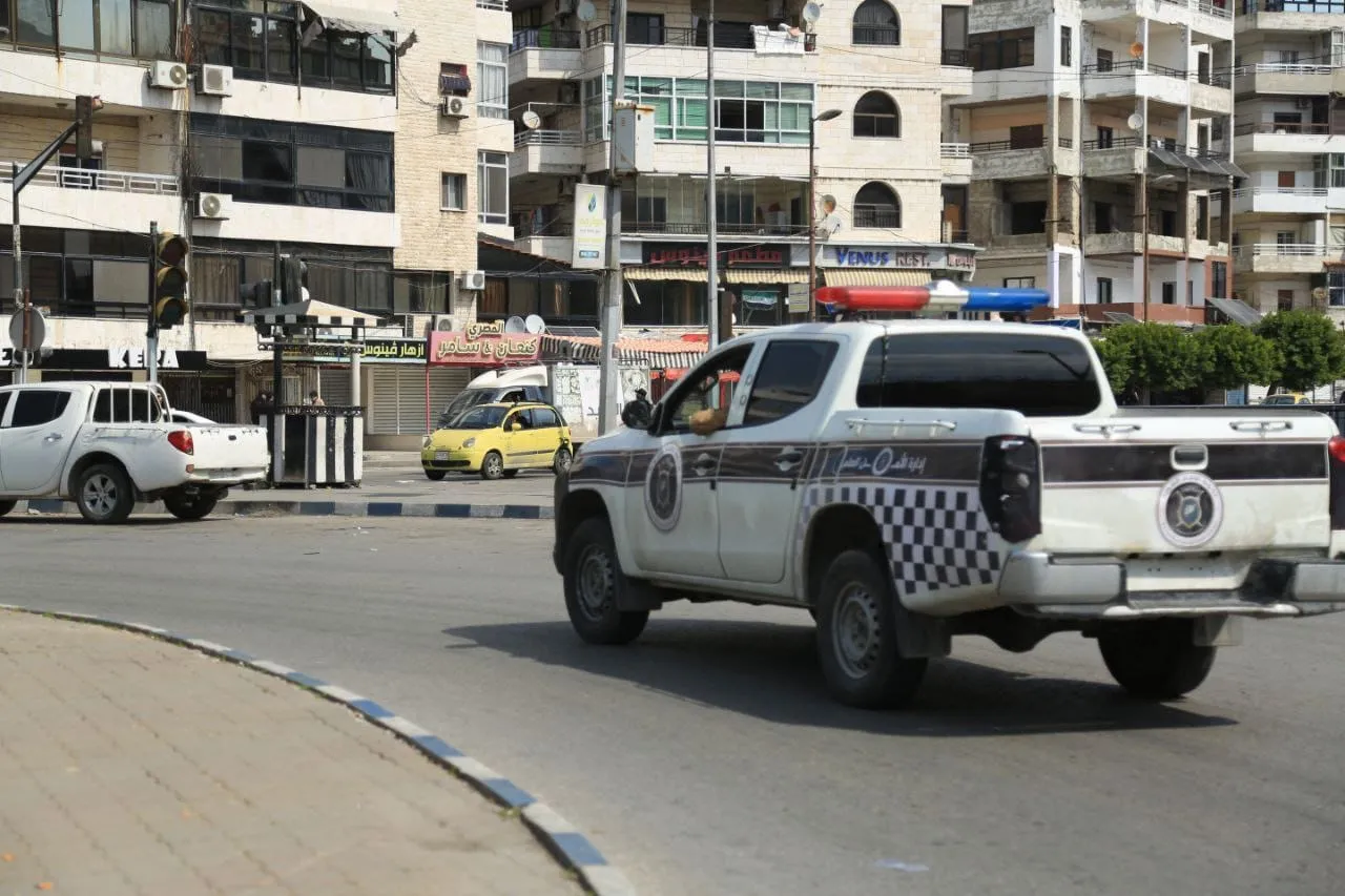 مسؤولة عن اغتيال عناصر من الأمن العام.. تحيّد عصابة من فلول النظام باللاذقية