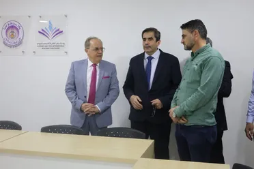  وزير التعليم العالي يبحث تقييم الامتحان الوطني ويعد برؤية تطويرية للعملية التعليمية