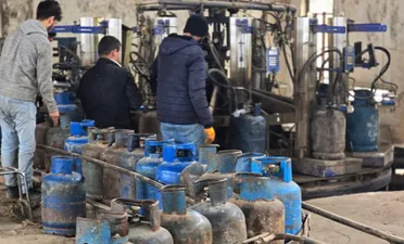 محروقات حماة: تقليص مدة استلام الغاز إلى 25 يوماً وخطط لافتتاح مركز بيع مباشر