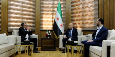 وزير النقل يبحث مع السفارة الإيطالية وجامعة البندقية آفاق التعاون في السكك والنقل البري