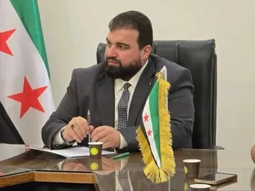 بعد حادثة اقتحام مبنى المحافظة.. محافظ السويداء يرفع استقالته ويغادر إلى دمشق