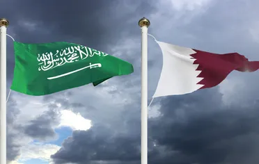 وقطر تعلنان تقديم دعم مالي مؤقت للعاملين في القطاع العام السوري
