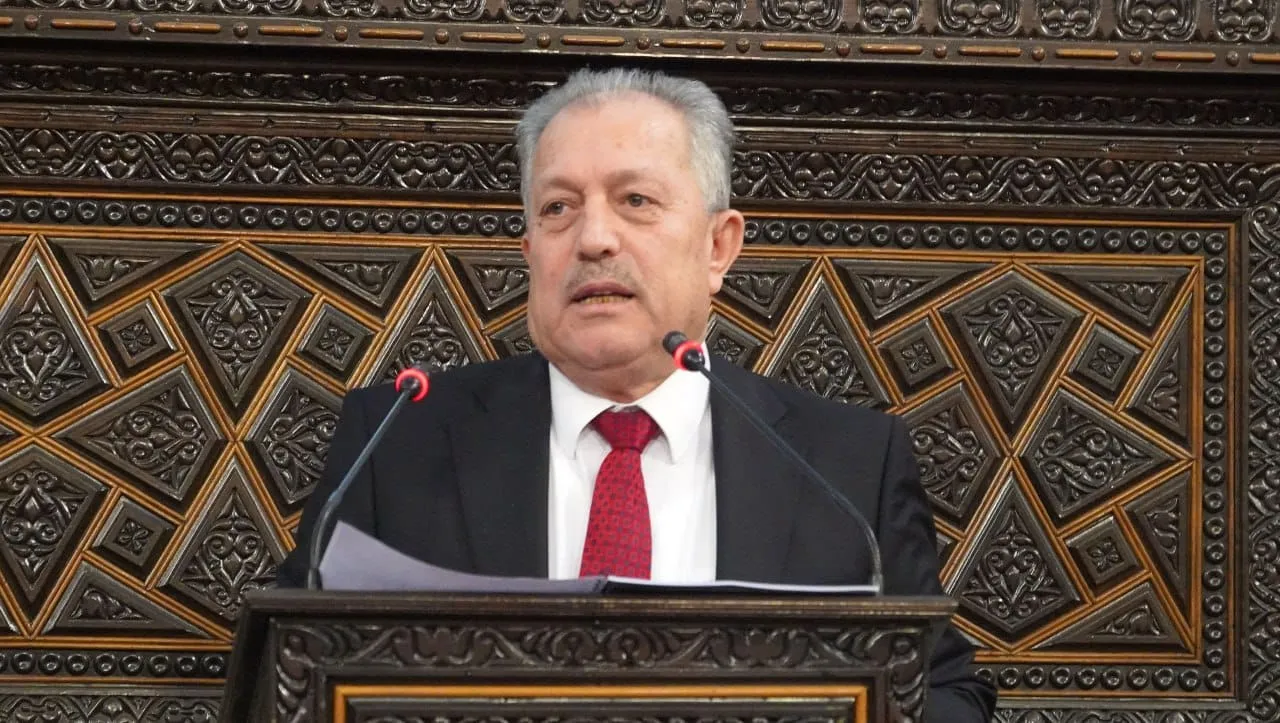 صدمة عرنوس بجرائم حكومته ومحاولات التبرير والتملص في مقابلة مطولة