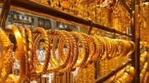 غرام الذهب ينخفض بمقدار 10 آلاف ليرة وسط تقلبات السوق في سوريا