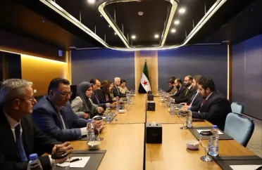 قيادي كردي: المحادثات بين دمشق والإدارة الذاتية جدية وتتركز على التعليم وعودة النازحين