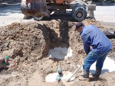 خلال عطلة العيد.. أعمال صيانة وإصلاحات لخطوط مياه رئيسية بديرالزور 